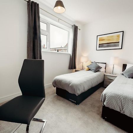 Arlan Apartments Comfort And Ease, Hinckley Exterior foto